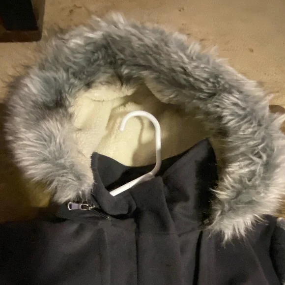 Celebrity Pink Color Block Coat With Detachable Sherpa Lined Fur Hood Like New - Picture 7 of 9